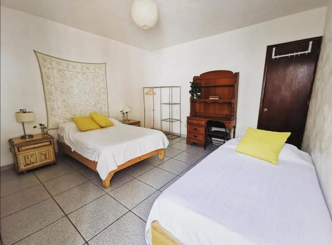 Casa Canario Hostel Guadalajara Luaran gambar